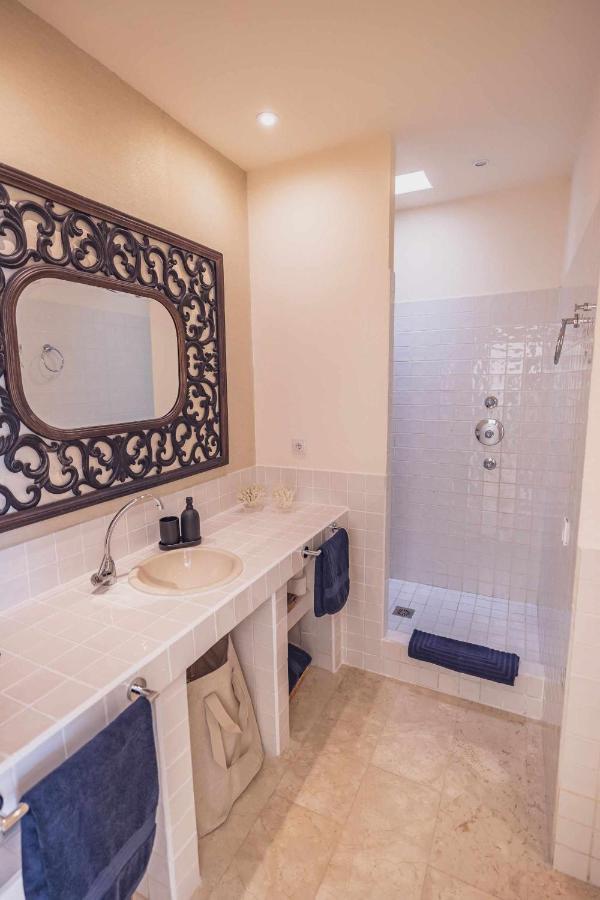 Villa Tiguaro Piscina Climat Jacuzzy Ac Villa 9 12 コラレホ エクステリア 写真